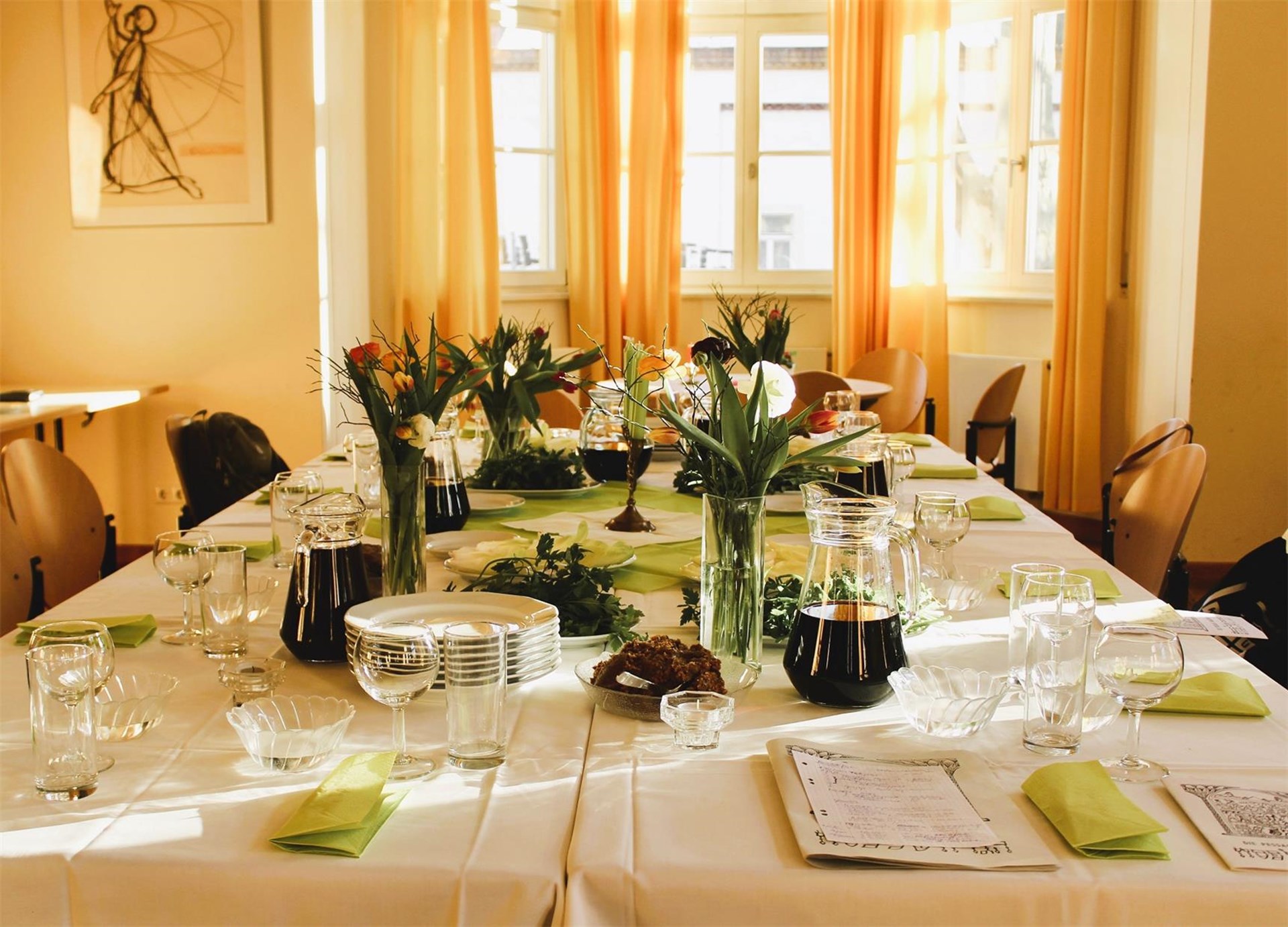 Festlich gedeckter Tisch